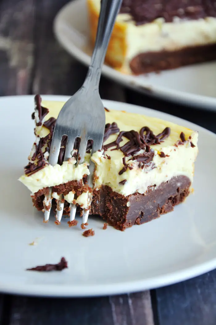 Browine Cheesecake slice