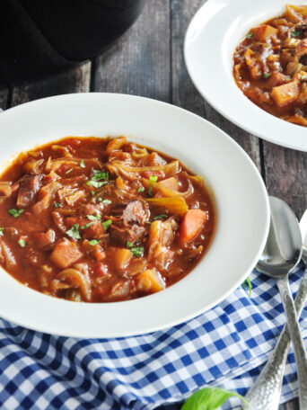 A hearty borscht recipe made with beef stew meat and onion sautéed in a roux and slow cooked in homemade beef bone broth, this Shanghai-style beef borscht makes a delicious comfort meal on a chilly day.