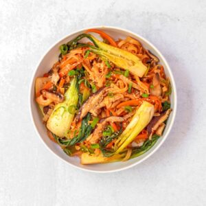 Asian Mushroom Noodles Stir Fry