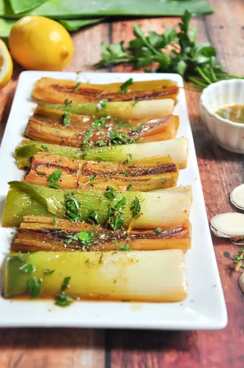 Butter Braised Leeks with Parmesan and Thyme - Very Smart Ideas