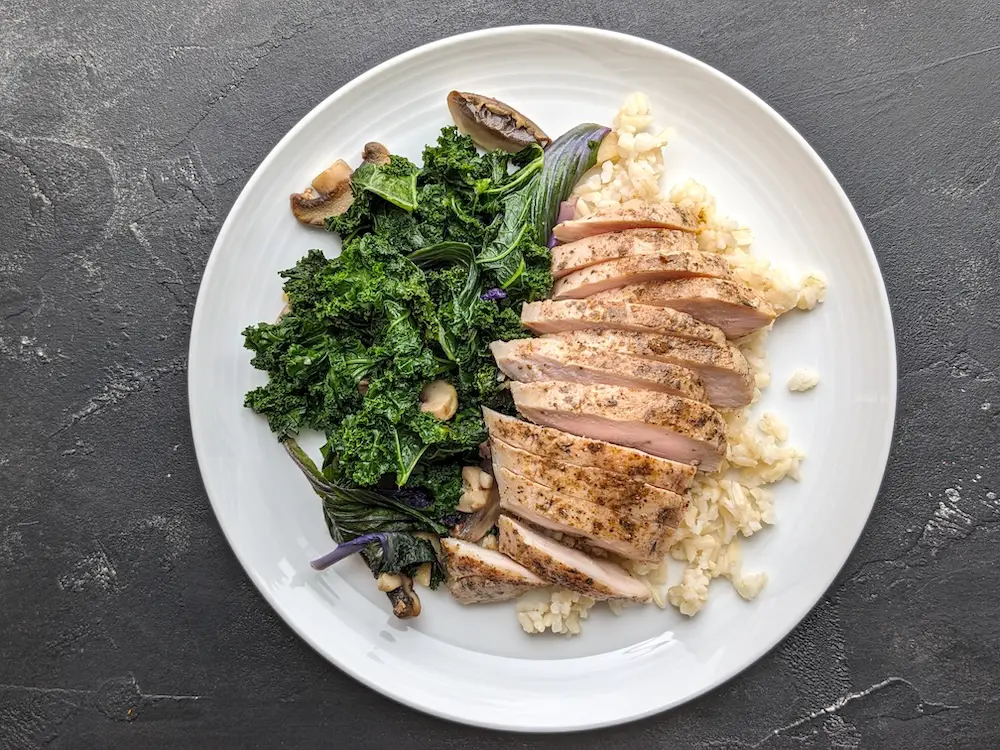 Cajun Chicken with Sautéed Kale 