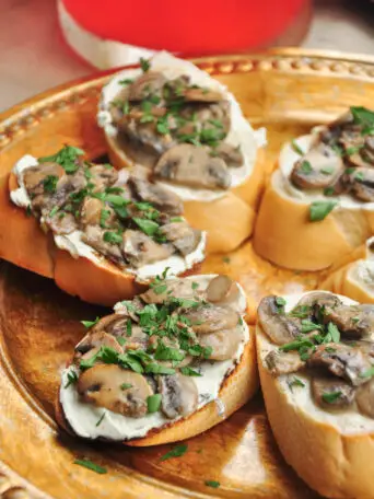 Creamed Mushroom Toast