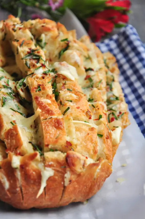 Garlic Pull-Apart Bread - StreetSmart Kitchen