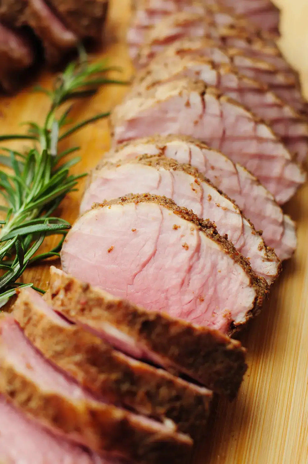 https://www.streetsmartkitchen.com/wp-content/uploads/Sous-Vide-Pork-Tenderloin-1.jpg?ezimgfmt=ng%3Awebp%2Fngcb1%2Frs%3Adevice%2Frscb1-2